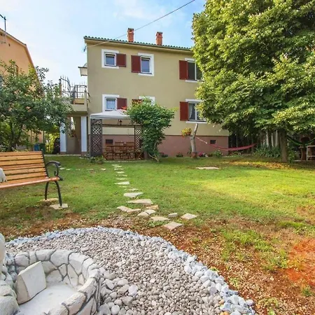 Ljilja Apartment *